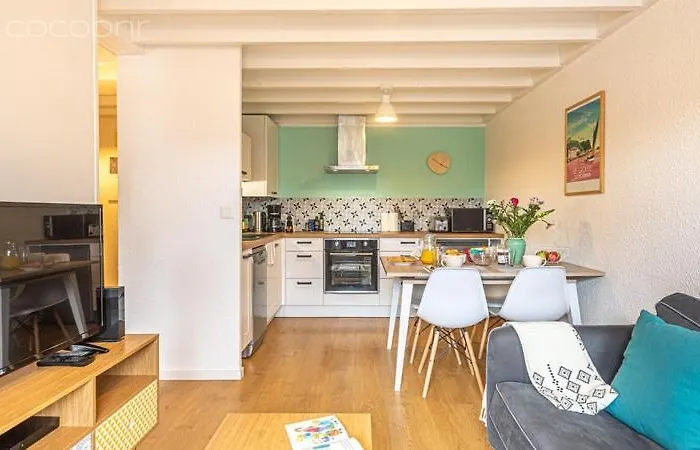 Appartement Duplex Proche Port Avec Velos